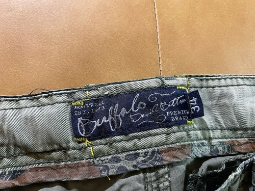 Buffalo”David Bitton” Camo Shorts US Men’s 34 - Picture 2 of 9
