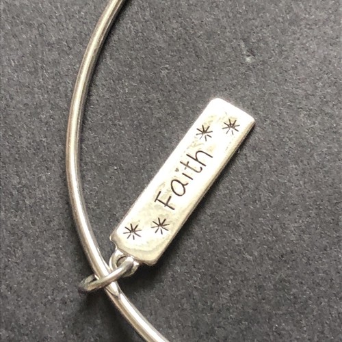 Sterling Silver 925 Lot Bracelet B46 Bangle Cross Jesus Faith Hope Love Peace Me - Picture 4 of 9