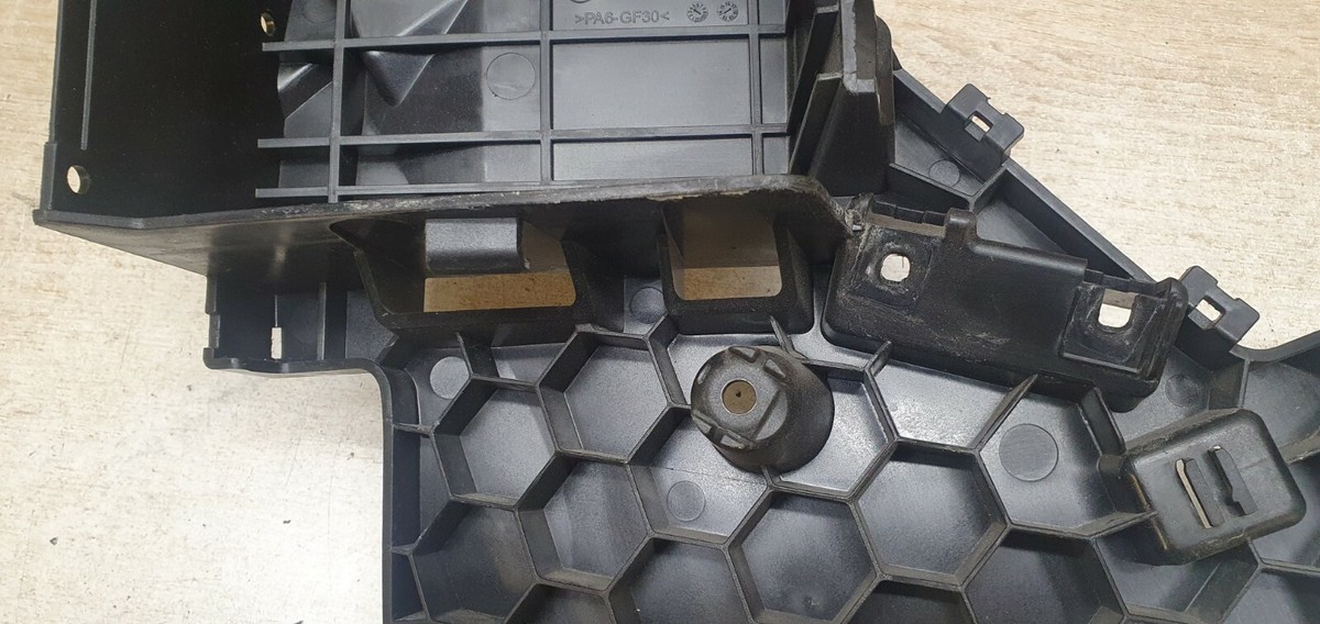 BMW C Evoliution 2013 - 2016 left side front panel carrier 