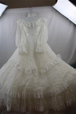 VTG DESIGNER VICTORIAN OFF WHITE WEDDING GOWN SZ 6~FLORAL LACE~PRINCESS~DRESS