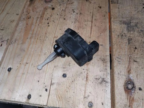 AUDI A4 8K2, B8 Motor zur Leuchtweitenregulierung 0307852315 1.90 33864721