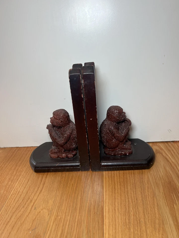 Carved Wood Monkey Bookends Pair Primate Leaf Design Dark Brown Home Decor - Image 3 of 4