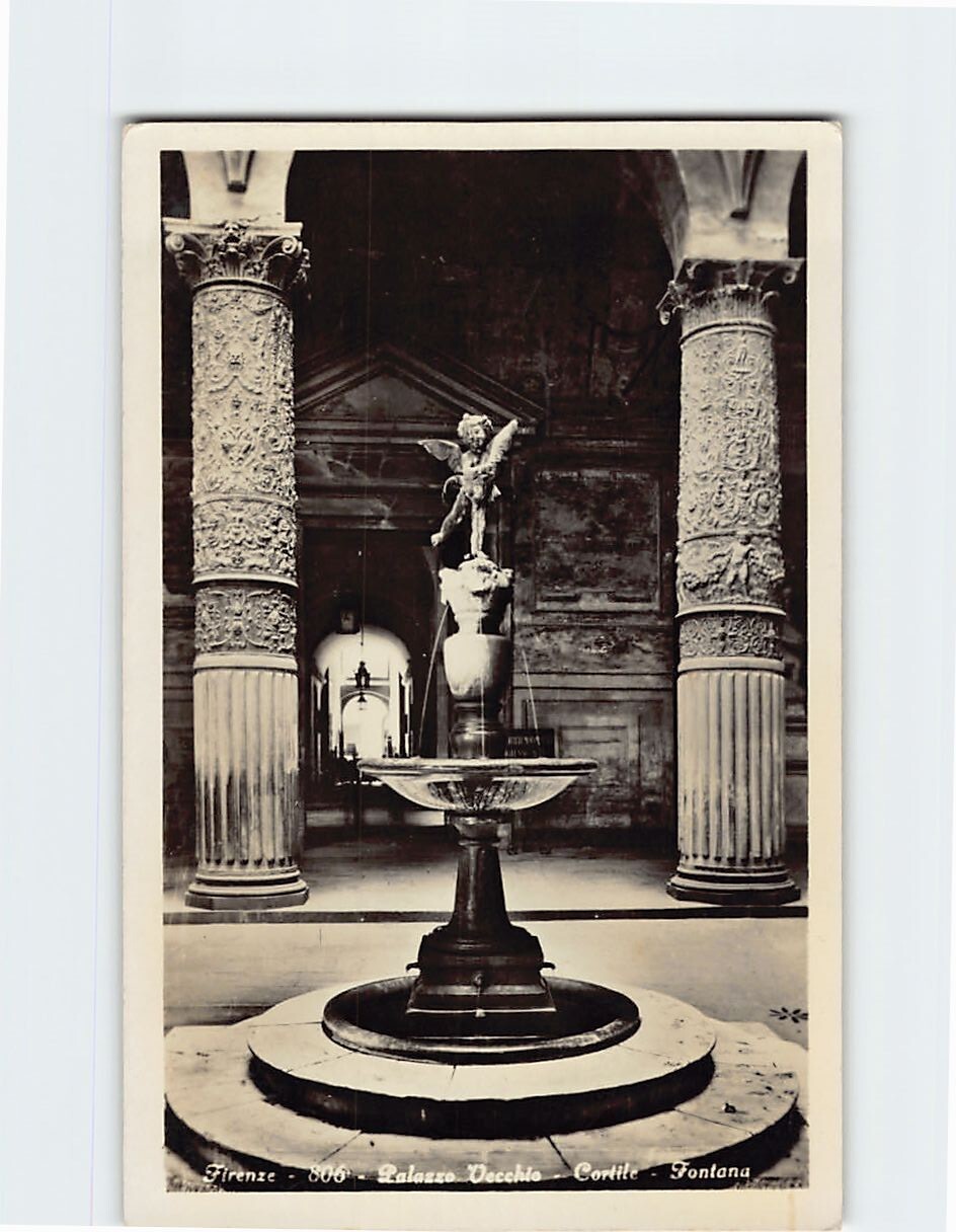 Postcard Cortile del Palazzo Vecchio Fontana del Verrocchio Florence Italy