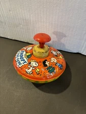 Vintage Ohio Arts Snoopy and the Gang Tin Spinning Top Toy Peanuts