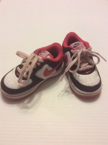 Scarpa Nike Force I bambino taglia 6C sneakers bambino bianco rosa nero atletica - Foto 3 di 5