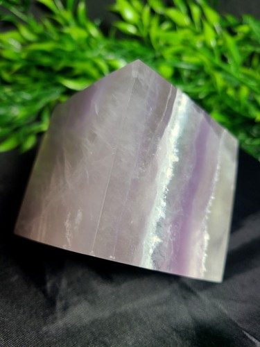 Rare! 2.5" 635g 1.6lb Beautiful Lavender Yttrium Fluorite Floating Cube Carving - Picture 20 of 24