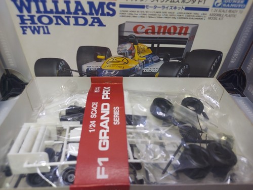 GUNZE 1/24 WILLAMS HONDA FW11 motorize From Japan - Picture 2 of 13