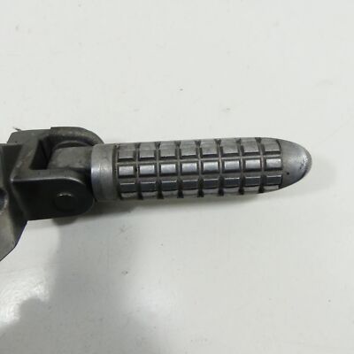 リアルです。 Kawasaki ZX-9 R EZ:97 Fußraste hinten links Soziusraste