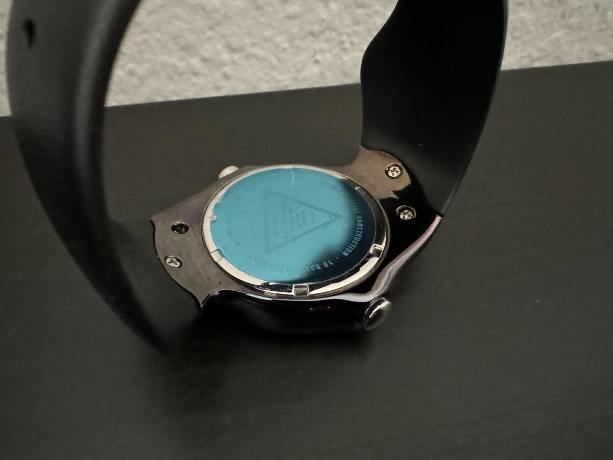 NEW Oakley Crush 2.0 Watch Black Band - BULLDOG Black Face NEW Oakley Crush 2.0 Watch Black Band - BULLDOG Black Face