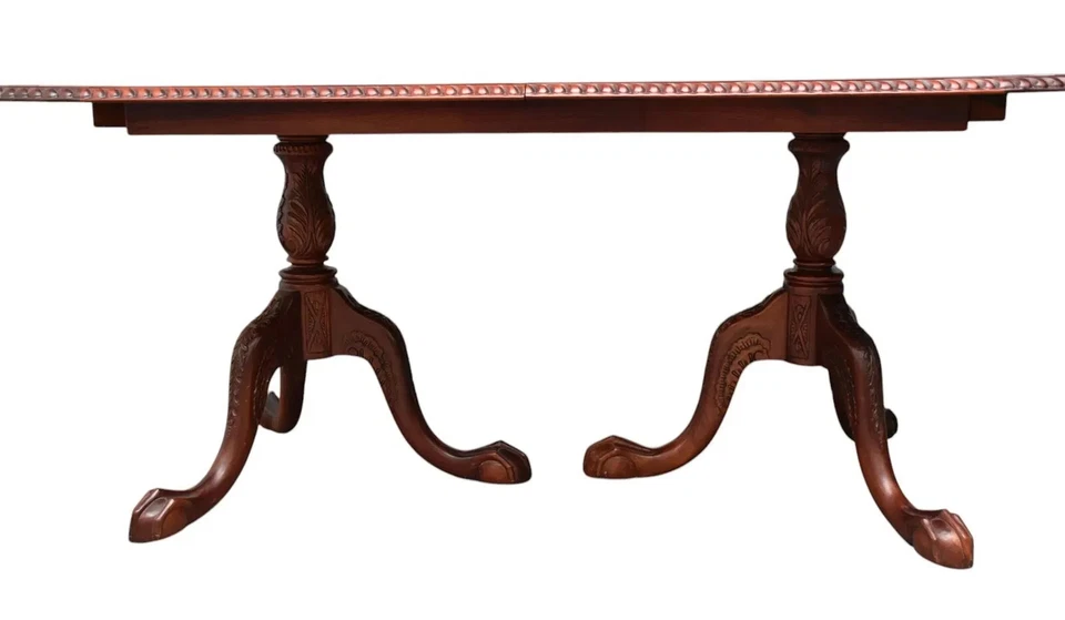 Chippendale Style 2 Leaf Mahogany Dining Table. - Image 4 of 4