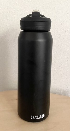CamelBak Eddy+ Vakuumisolierte Edelstahl Trinkflasche 32oz Schwarz Flp Biss