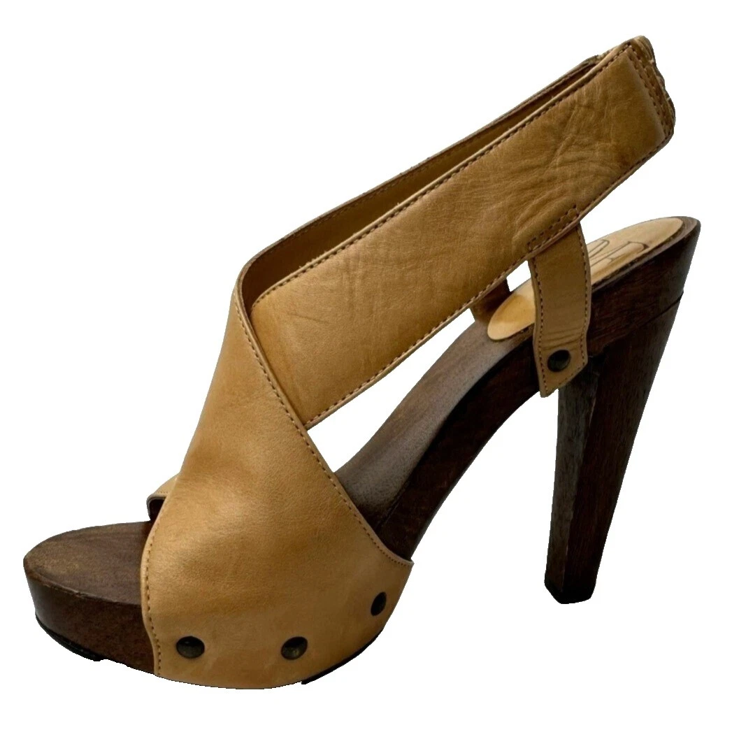 Zapatos, zapatos y accesorios para mujer Diane von Furstenberg 6 EE. UU.