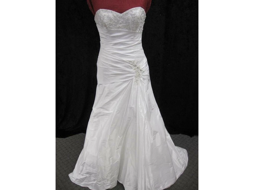 Vestido de novia Maggie Sottero para mujer talla 6 Foto 3 de 4