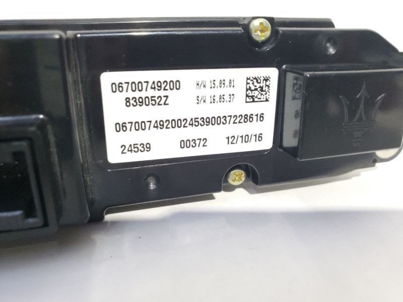 2017 Maserati Levante OEM AC Temperature Control 06700749200