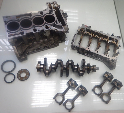 BMW 520i 184PS / F10 / N20B20 / MOTOR MOTORBLOCK BLOCK RUMPF KURBELWELLE (CM232)