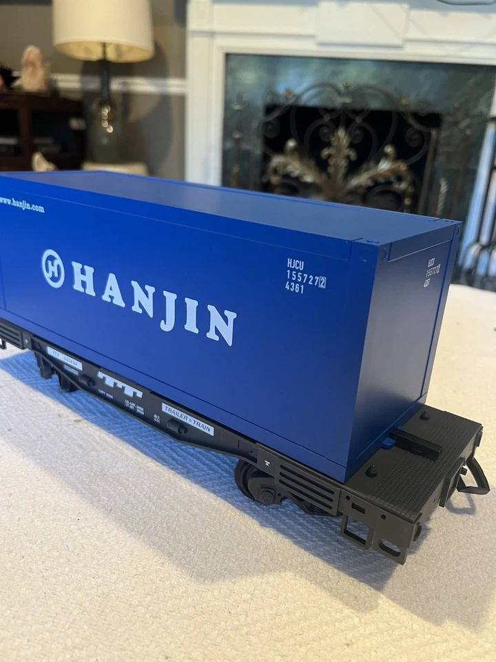LGB 40853 G Scale TTX Hanjin Container Wagon - Image 4 of 4