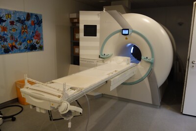 Siemens Magnetom Symphony a TIM System MRI Complete System Year 2001 MRI