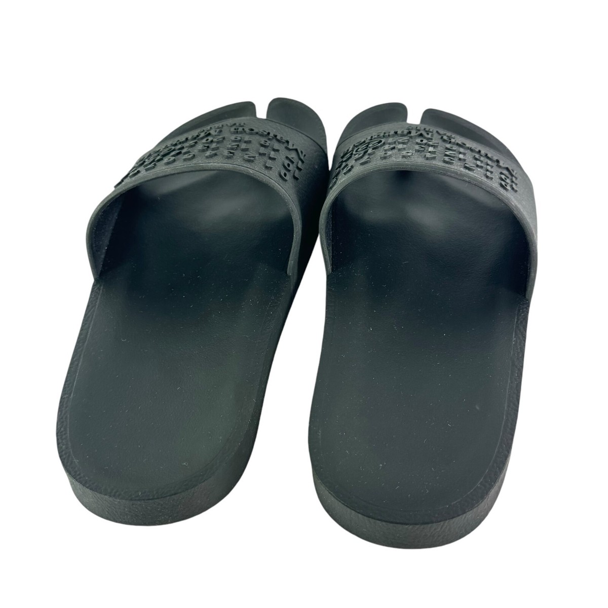 MAISON MARGIELA Paris Black Rubber Tabi Men display picture 2