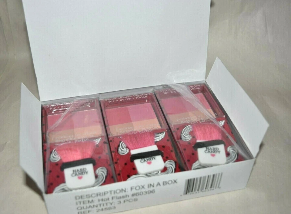 Polvo facial bronceador rubor Hard Candy Fox in a Box 3 unidades - Hot Flash 396 sellado Foto 2 de 4