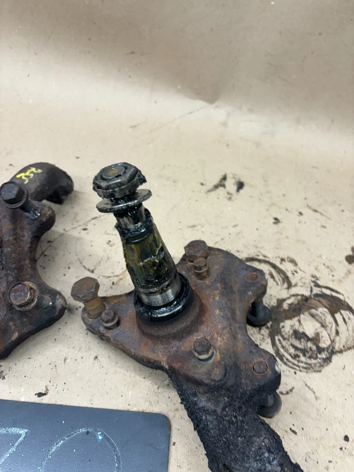 Dodge D250 D350 1972-1986 delantero 2x2 freno de disco SRW eje buje husillos juego de pares 84 Foto 3 de 4