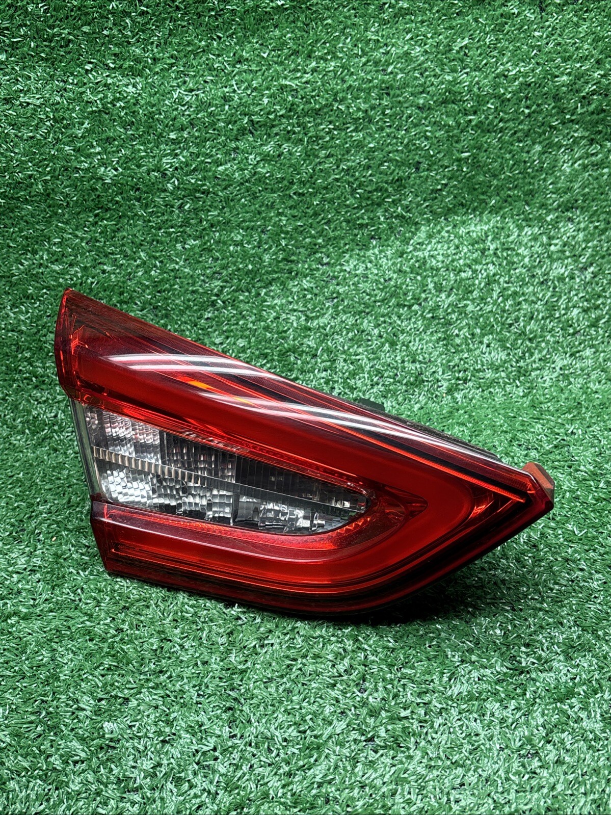 MASERATI QUATTROPORTE REAR LEFT SIDE INNER TAILLIGHT LIGHT LAMP OEM 2014-2020