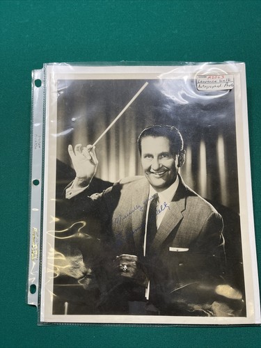 TOP seltenes authentisches LAWRENCE WELK handsigniertes 8" x 10" Foto, Code # M2063 - Bild 3 von 4