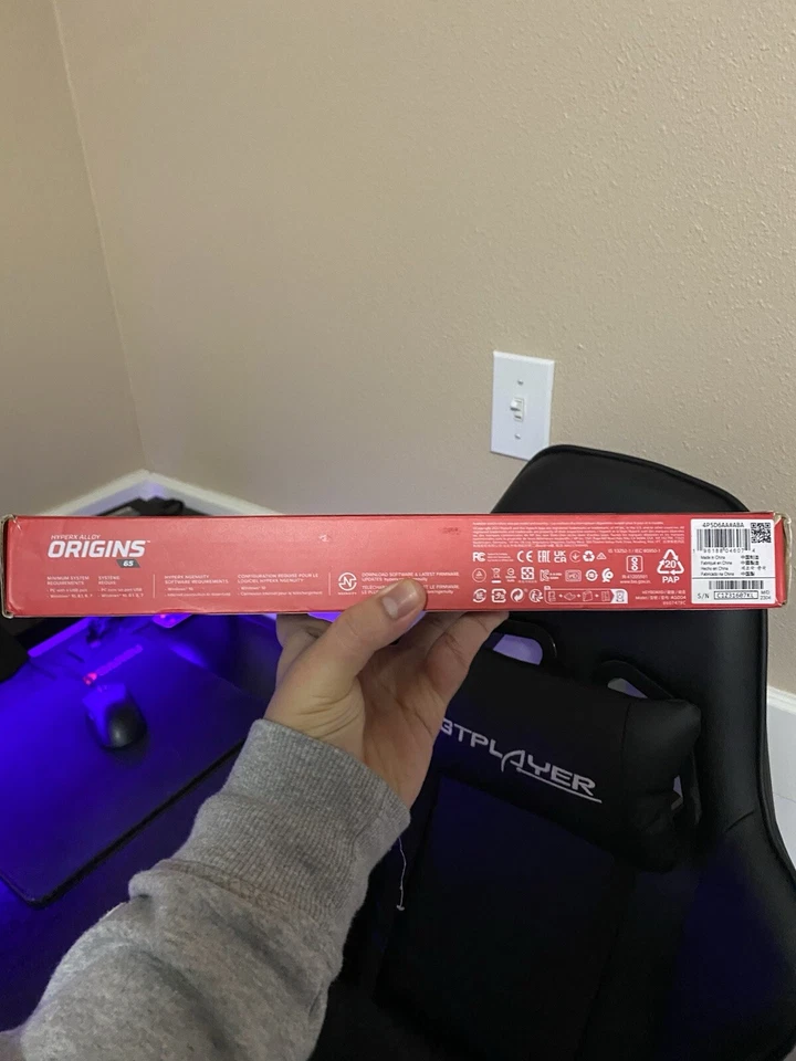 Interruptor HyperX Alloy Origins 65 - rojo/lineal - teclas PBT Foto 4 de 4