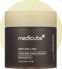 Medicube Deep Vita C -70 Pads  Exfoliating Face Pads with Niacinamide RRP- £25