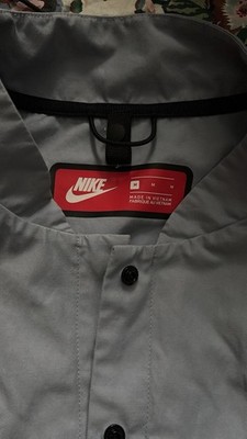 Nike Men s Medium Grey Outer Jacket Streetwear