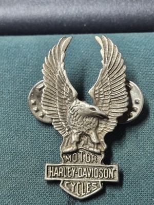 VINTAGE 1960'S-70'S ? HARLEY DAVIDSON MOTOR CYCLES EAGLE WINGS UP PIN RARE