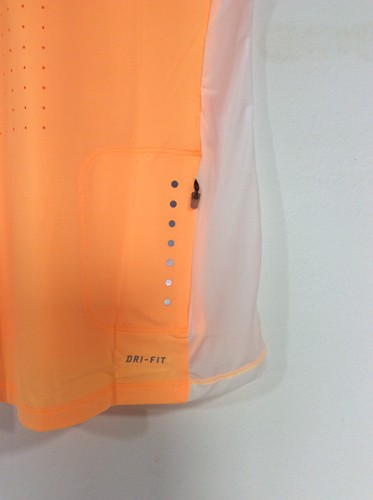 New Nike Women's Luxe Cool Touch Running Short Sleeve Shirt 603922 807 Sz XS/S/M - Picture 3 of 3