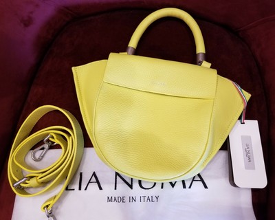 lia numa purse