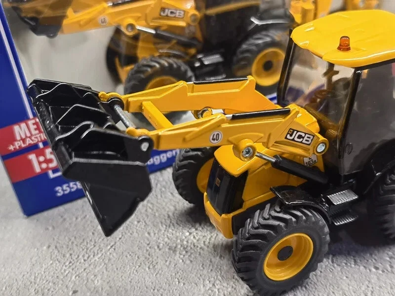 1:50 Scale Diecast Alloy JCB 4CX Backhoe Loader Engineering Vehicle Cars Model - Image 3 of 4