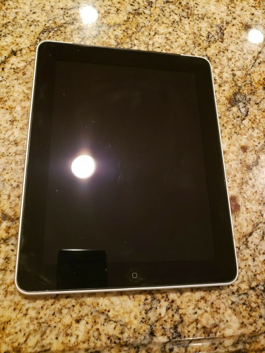 Apple iPad (1st Generation) Wi-Fi + 3G 16 GB Tablets & eReaders