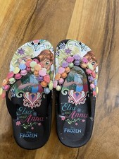 Frozen Flip Flops for Little Girls - 17cm Shoe Length.