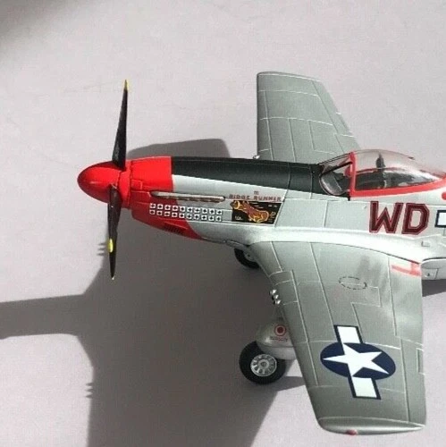 Armour P-51 “Ridge Runner III” 4FG 335FS Maj. Pierce ‘Mac’ McKennon, Debden - Image 3 of 4