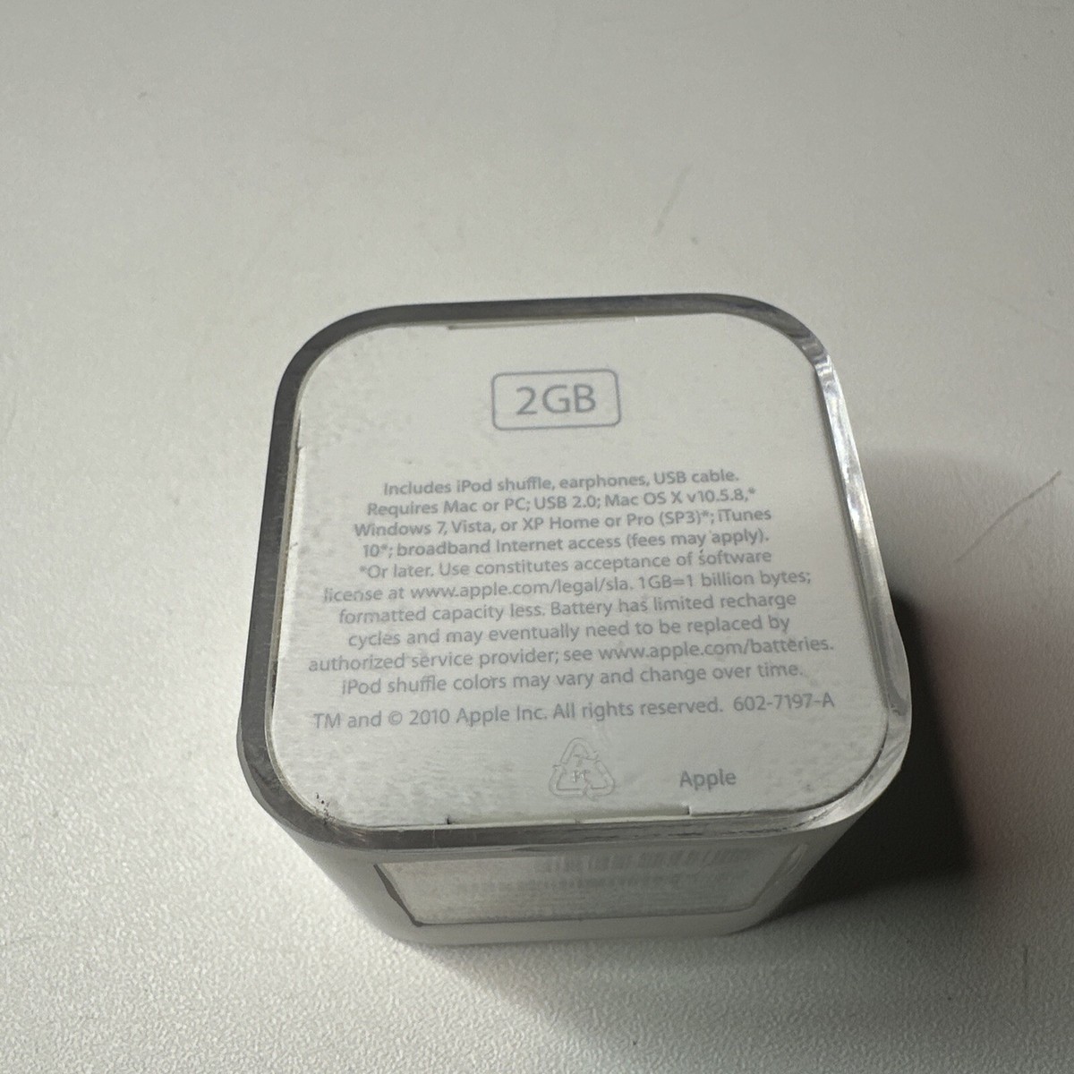 Apple iPod shuffle 4th Generation Silver Silver (2 GB) for sale