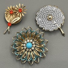 Vtg Flower Power Brooch Lot Gold Tone Rhinestone Enamel Cabochon Floral Retro