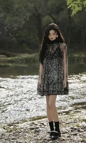 ALICE + OLIVIA ZENON CAPE MINI DRESS SIZE 2 NWOT - Picture 13 of 13