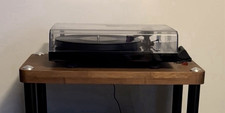 Project Debut Carbon Turntable