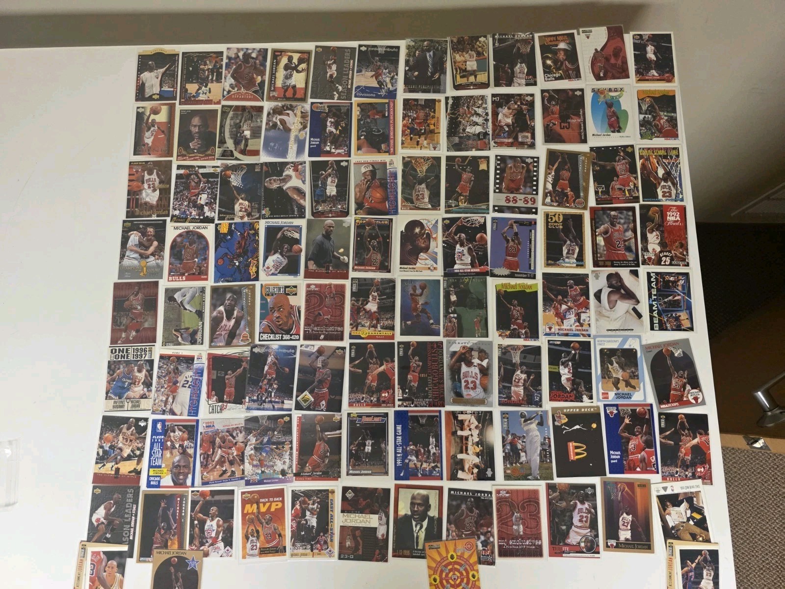 MICHAEL JORDAN ~ Lot of 100 Cards NO DUPES! Loaded Ionix Die Cut Inserts