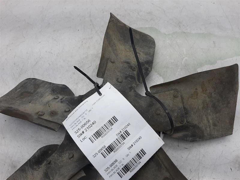 Hoja de ventilador eléctrico 85-95 GMC Sierra 2500 15547033 Foto 2 de 4