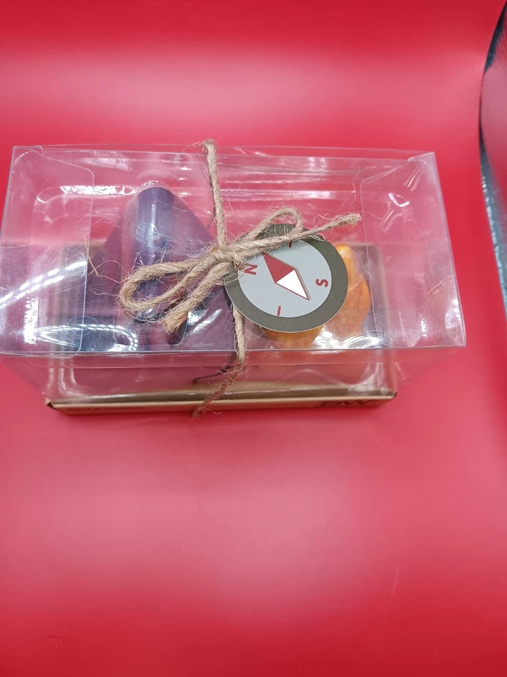 Boston Warehouse палатка и костер солонки и перечницы новый в коробке - Изображение 2 из 4