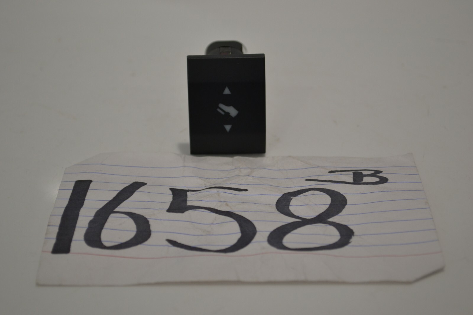 06 07 08 09 10 Ford Explorer Pedal Adjustment Switch Control Power #1658-B