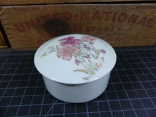 Vintage Takahashi Trinket Jewlery Box Round Porcelain Pink Flowers Lidded Japan