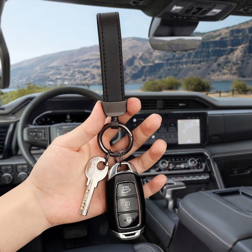 Leather Car Keychain Universal Black Key Fob Holder for Men & Women - Picture 3 of 7