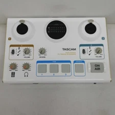 TASCAM US-42 Mini Studio Creator Audio Interface Japan #24032807111111