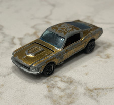 Hot Wheels Redlines Custom Mustang 1967 Gold ...