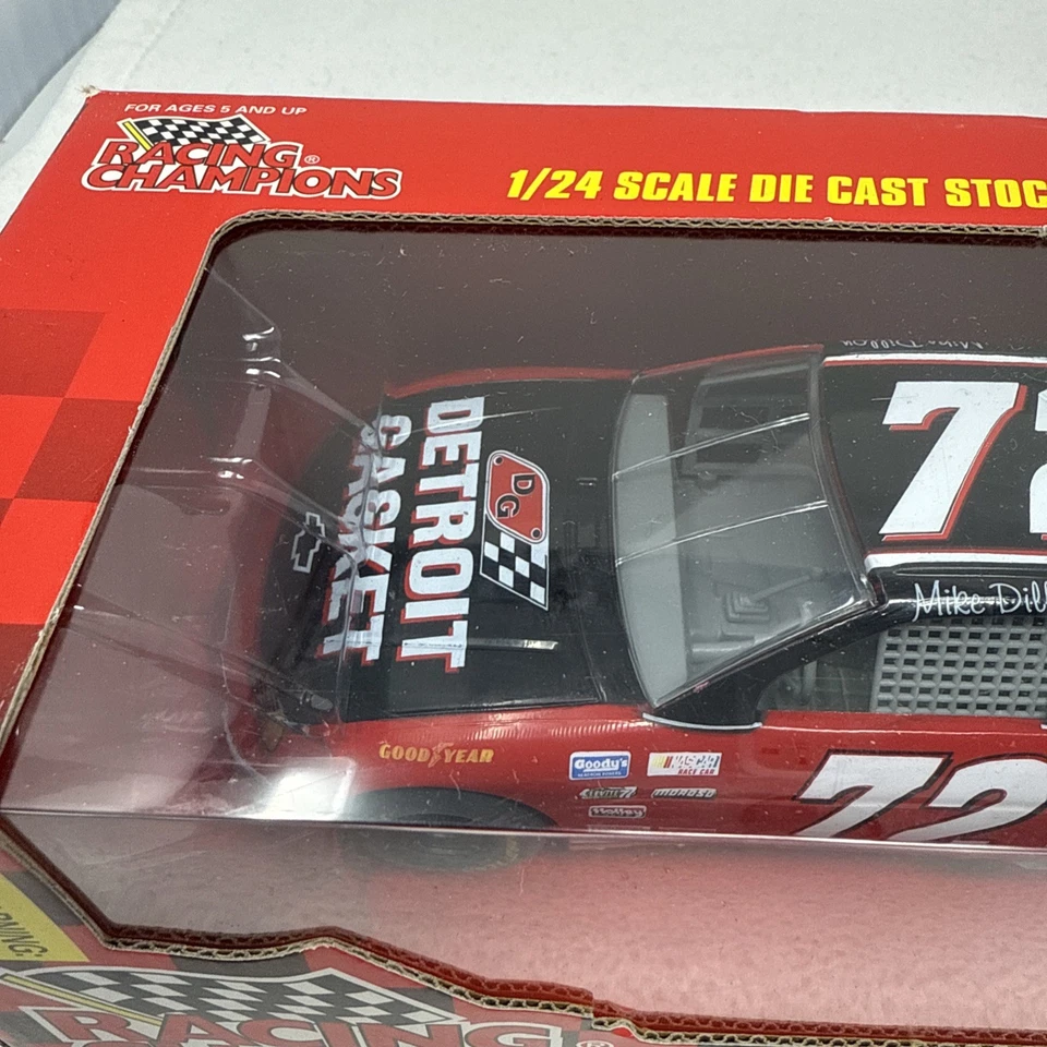 Vintage Detroit Gasket Stock Car #72 Mike Dillon Racing Champions 1/24 Scale - Image 3 of 4