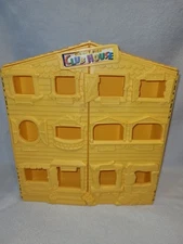 COLLECTIBLES CLUB HOUSE Colorbok Paper Products Display Case Vintage 1998 RARE